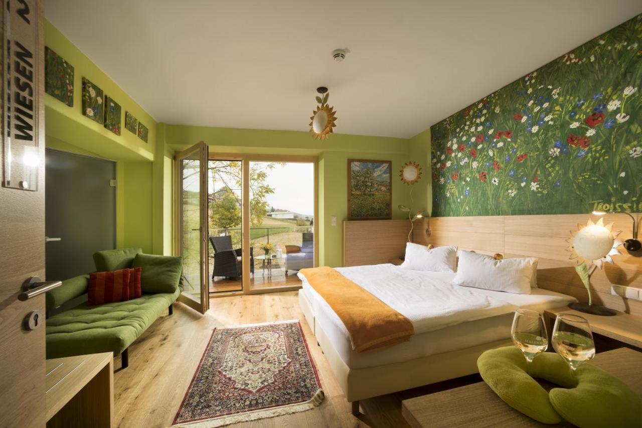 Malerwinkl Restaurant + Kunsthotel Hatzendorf Luaran gambar