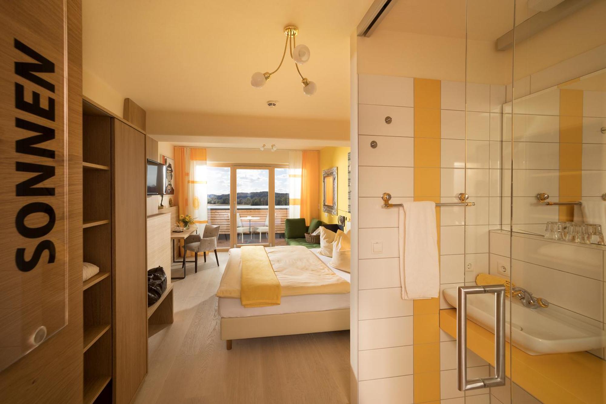 Malerwinkl Restaurant + Kunsthotel Hatzendorf Luaran gambar